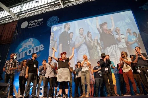 7858318278_d6cb6f9bb0_h