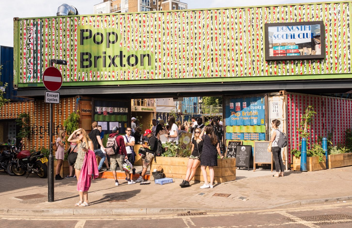 Pop-up shop