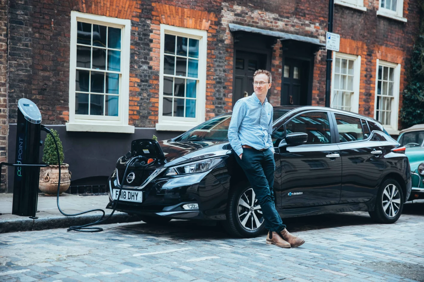 Pod Point Log In Pod Point shares plummet over EV market 'weakness' - UKTN