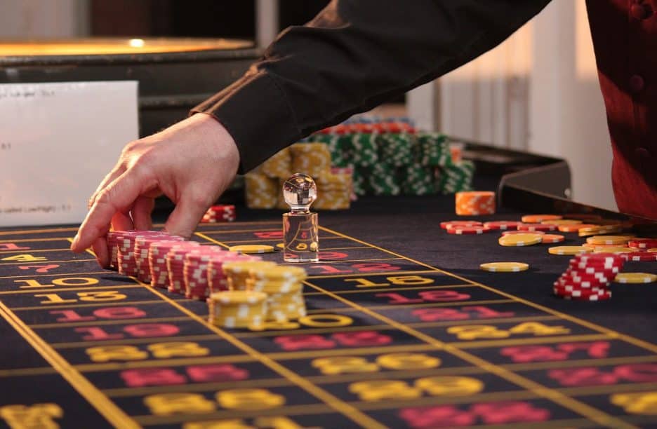 7 Ways To Keep Your casino Growing Without Burning The Midnight Oil