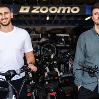 Zoomo