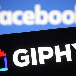 Facebook Giphy