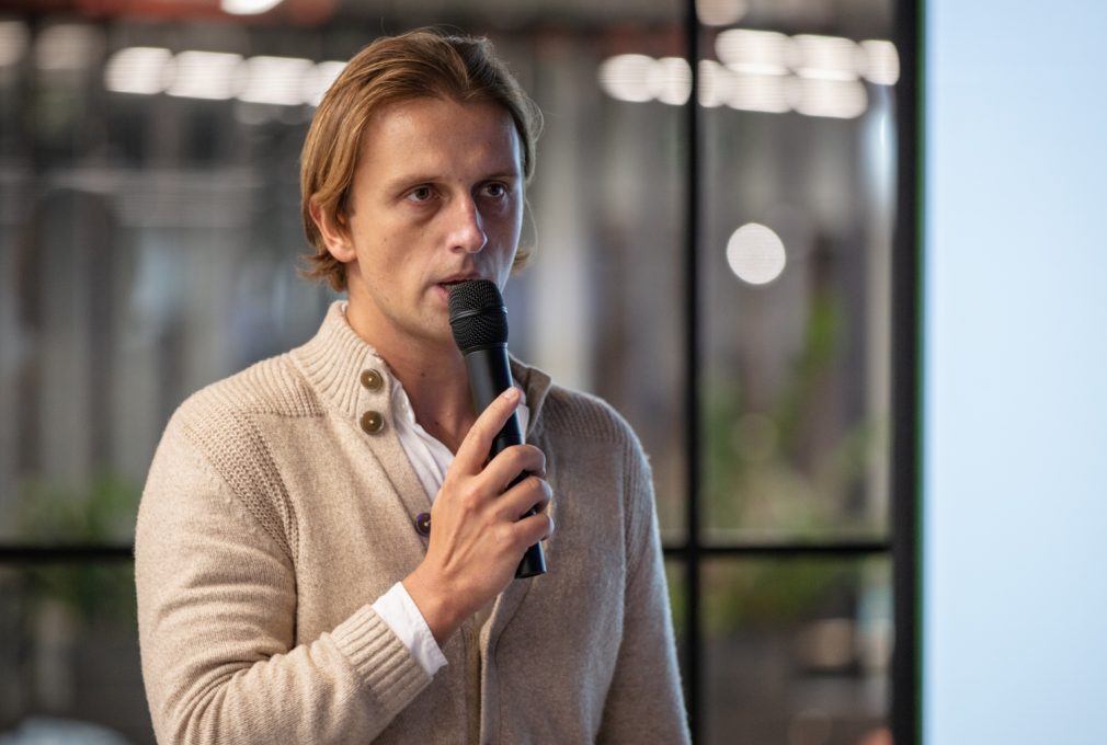 Revolut writedown slahes valuation to £15.6bn.