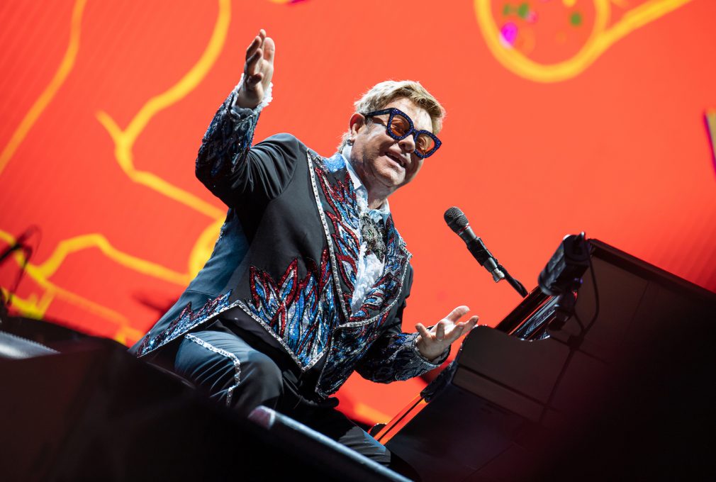 Elton John Audoo