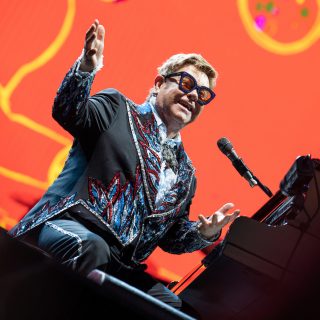 Elton John Audoo