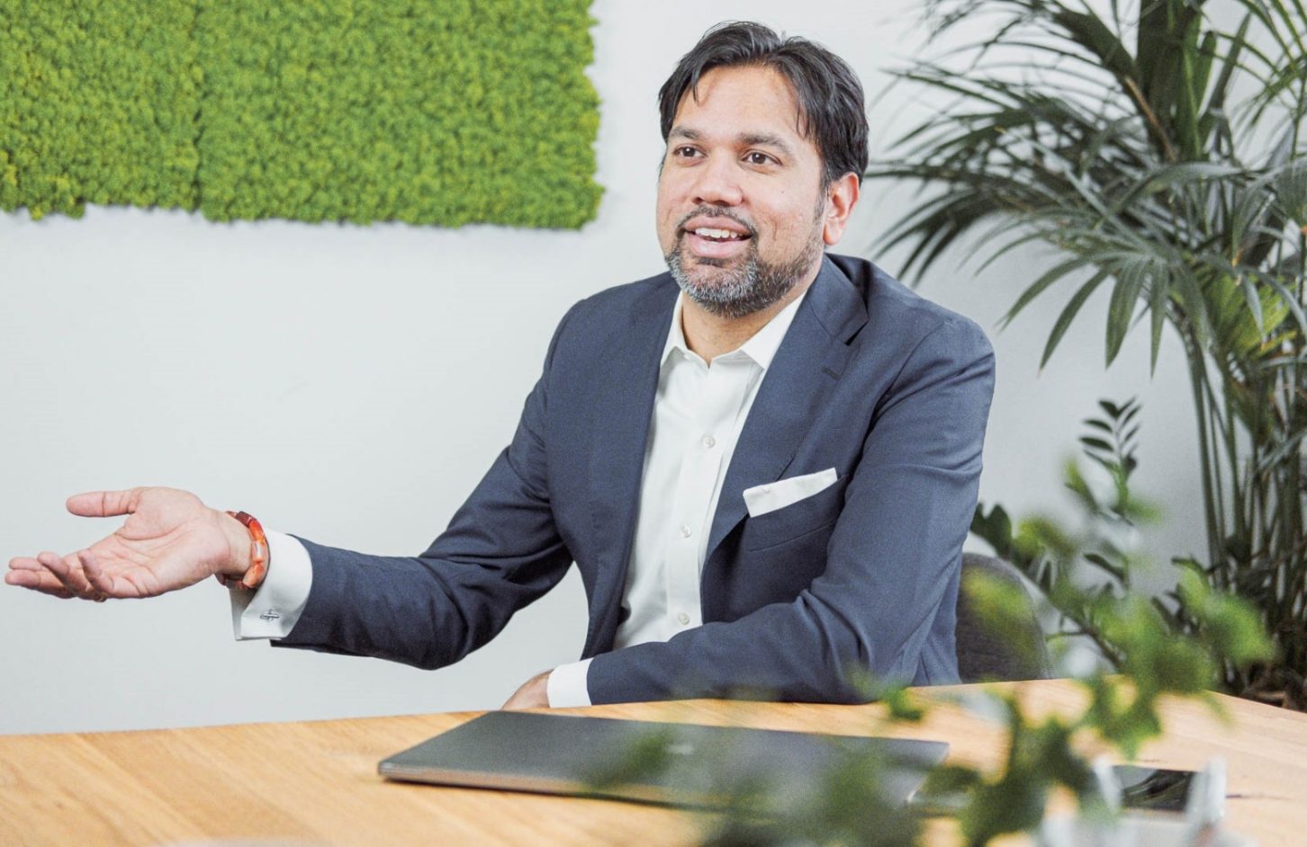 Al Lakhani CEO Founder IDEE GmbH
