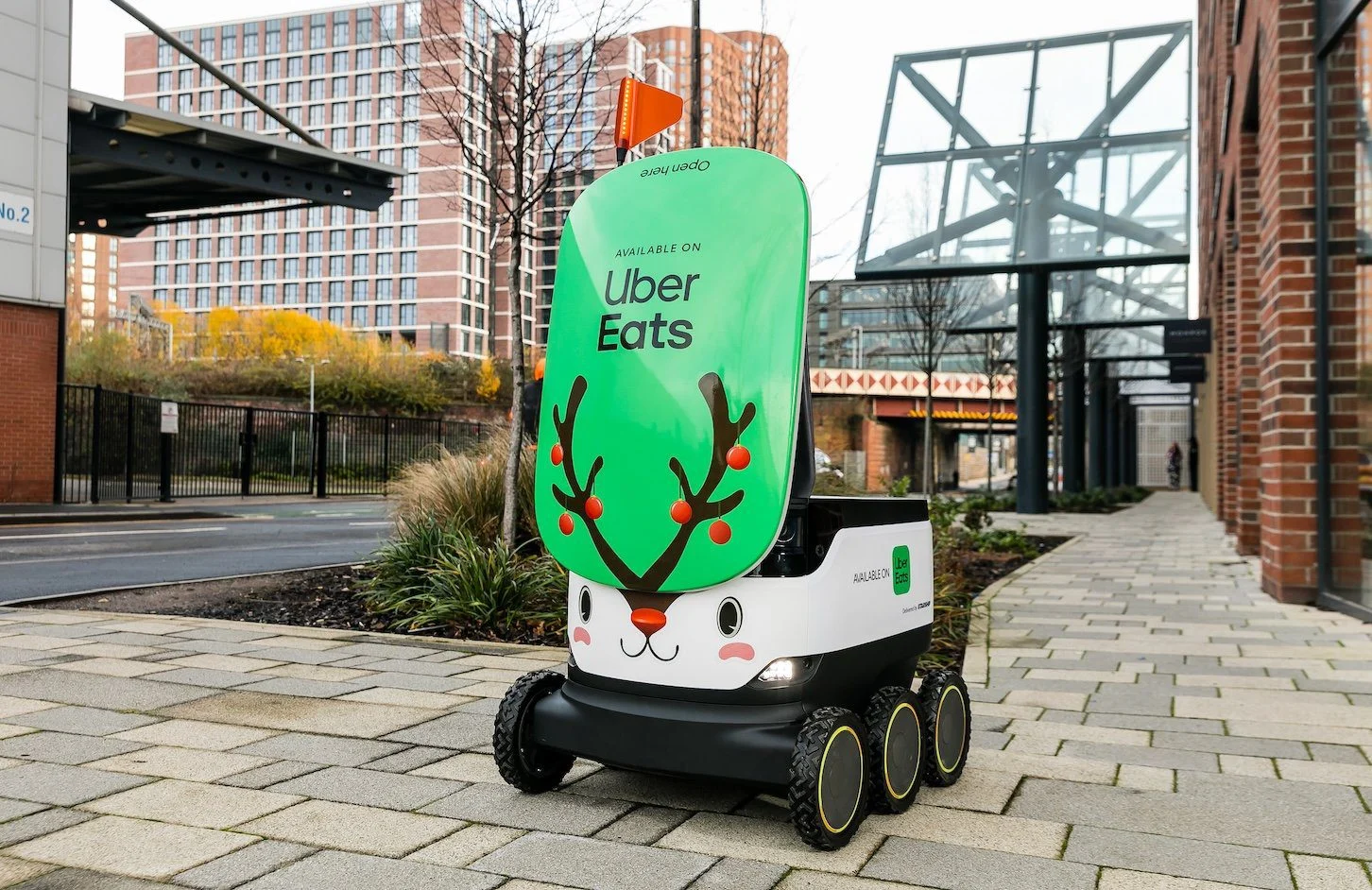 Uber Eats autonomous robot couriers launch in Leeds - UKTN